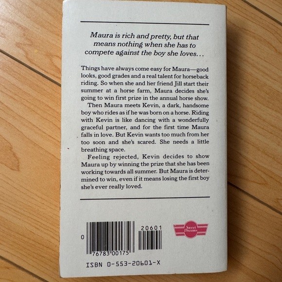 Vintage 80’s Sweet Dreams book series - Picture 3 of 6